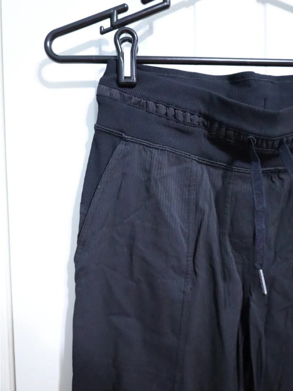 Lululemon Dance Studio Crop *25" Black Womens Size 4 - Picture 5 of 10